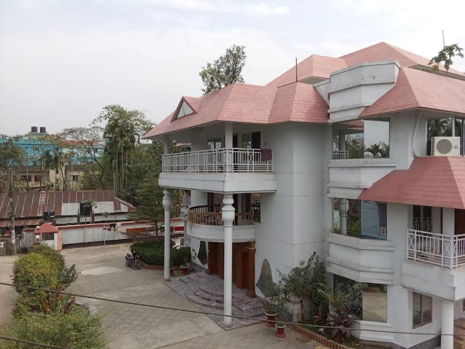 Subhani Aysha Palace Luxury Apartment Sylhet Eksteriør billede